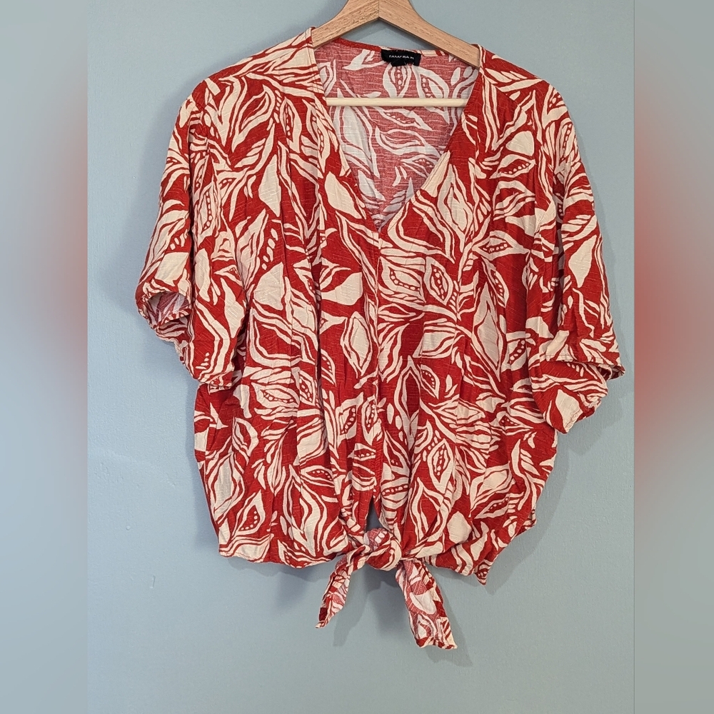 Tamara Red White Floral Tie-front V-neck Blouse Women's 3X‎